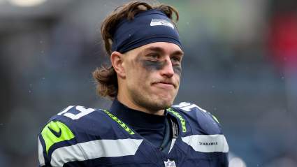 Seahawks Fan-Favorite WR Makes Personal Announcement