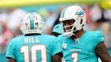Dolphins’ Tua Tagovailoa Makes 1 Thing Clear on Tyreek Hill’s ‘I’m Out’ Outburst