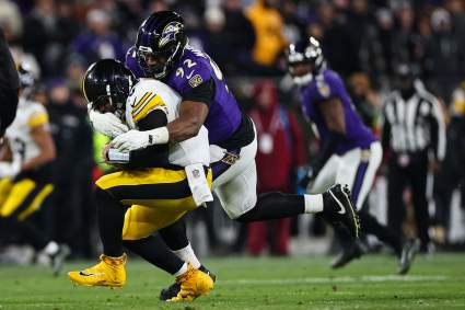Ravens’ 6.5-Sack Star Falls in NFL Exec’s Defensive Tackle Rankings