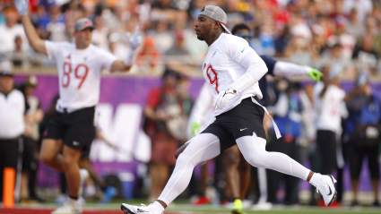 Jonnu Smith Makes His Thoughts Extremely Clear on Dolphins Trade