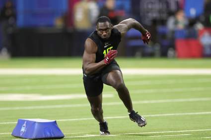 NFL Analyst Links Undrafted Rookie as Panthers Josey Jewell Replacement