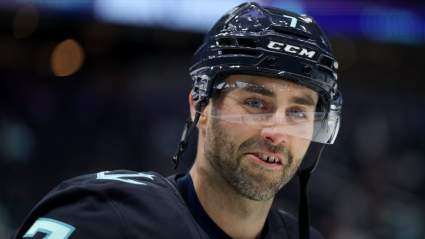 Trade Pitch Sees Red Wings Acquiring $9.5M Veteran Forward in 1-for-1 Deal