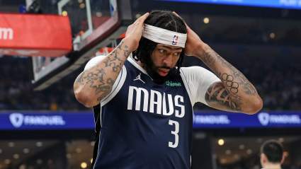 Anthony Davis Responds to Weight Criticism Ahead of Mavericks’ Season