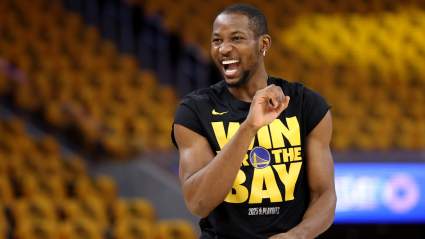 Warriors Star Holding Up Move To Add Former Champion: Report