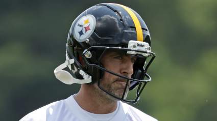 Steelers’ Aaron Rodgers Given ‘Appropriate’ Standing in QB Survey