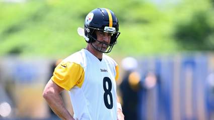 Steelers Predicted to Land 4,000-Yard QB as Aaron Rodgers Replacement