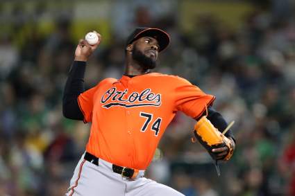 Dodgers Interested in Multiple All-Star Relief Pitchers