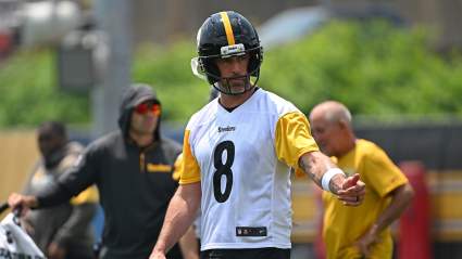 Steelers’ Aaron Rodgers Delivers Clear Message to Terry Bradshaw After Criticism