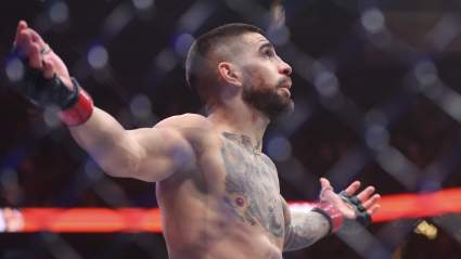 Ilia Topuria Makes Promise To No. 1 Contender After Winning Lightweight Title