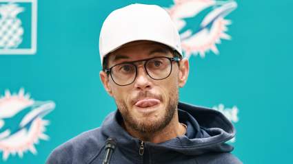 Dolphins HC Mike McDaniel Shares Confident Message Despite 0-3 Start