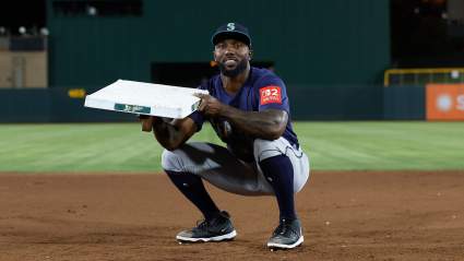 Mariners’ Randy Arozarena Makes History, Joins Elite Club