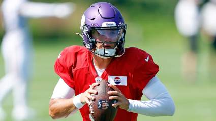 Vikings’ T.J. Hockenson Sends Message on J.J. McCarthy