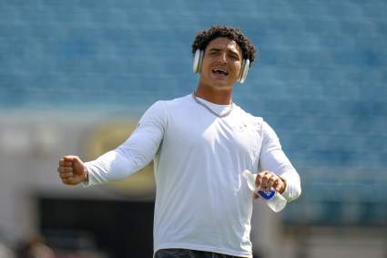 NFL Insider’s Burning Questions About the Miami Dolphins’ Defense