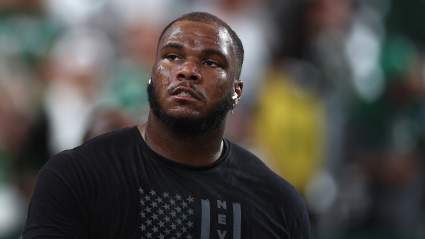 Broncos’ $15 Million DE Has Six-Word Reaction to an NFL List