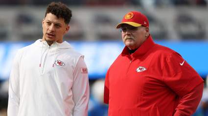 Chiefs Sign New WR After Trio of Training Camp Tryouts: Report