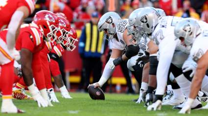 Raiders Trade Pitch for $100M Guard Would Fix Glaring Weakness