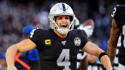 Former Raiders Superstar Quarterback Picks Oakland Fans Over Las Vegas