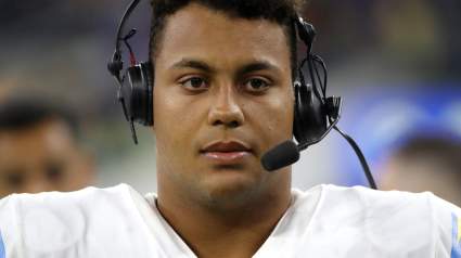 Chargers May Try to Trade for Bears OL After Rashawn Slater Injury