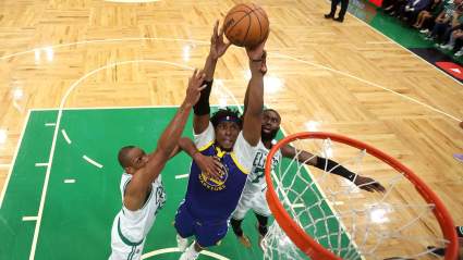 Warriors Offering Veteran Center Bigger-Than-Expected Deal: Report