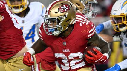 Packers Sign Former 49ers 3rd-Round RB After Latest Injury News