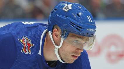 Maple Leafs Trade Idea Deals Fan-Favorite for Young Forward in Intriguing Move