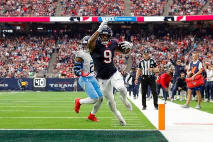 Texans Tight End Leaves Field in Tears After Heartbreaking Injury at Practice