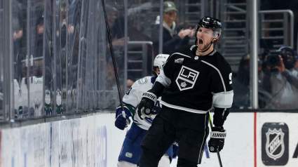 Maple Leafs Add Elite Sniper in Massive 1-For-1 Trade Pitch