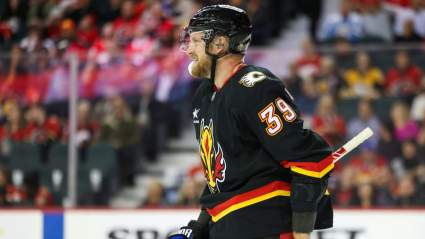 Trade Idea Has Maple Leafs Adding Former 25-Goal Scorer in 1-for-1 Swap