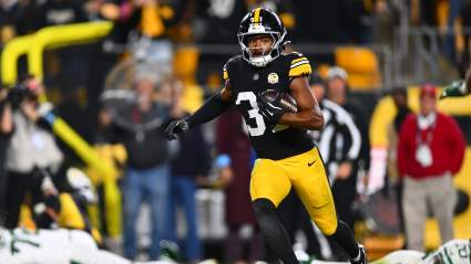 Steelers Bring Back 6-Game Starter 1 Day After Release: Report