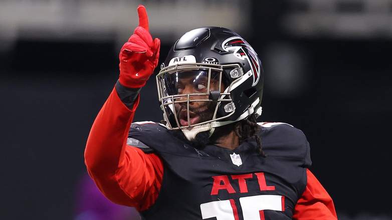 Dolphins Edge Matt Judon in Atlanta.