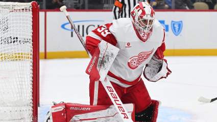 Oilers Re-Acquire Veteran Goalie as Insurance in New Trade Pitch