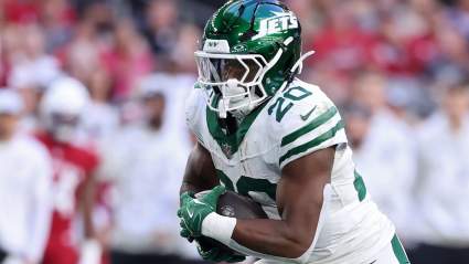 Jets’ Breece Hall Dishes Take on RB Deals Amid Contract Situation
