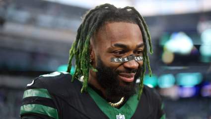 Super Bowl Champion Sends 2-Word Message After Landing Texans Deal