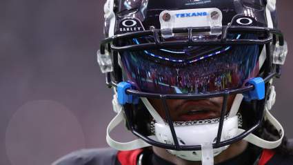 Texans Trade Fan Favorite for Award-Winning Playmaker: Report