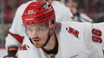 Analyst Urges Maple Leafs to Avoid Signing 22-Goal Scorer