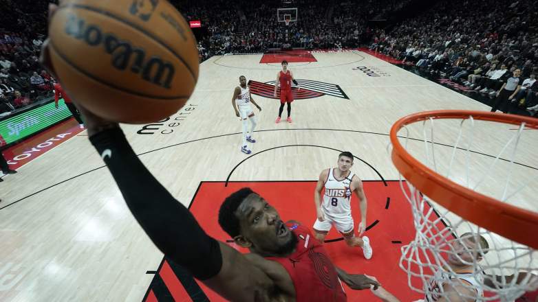 Deandre Ayton, Lakers