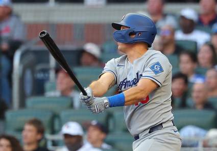 Mets Sign Longtime Dodgers Catcher to Help Bolster Positional Depth