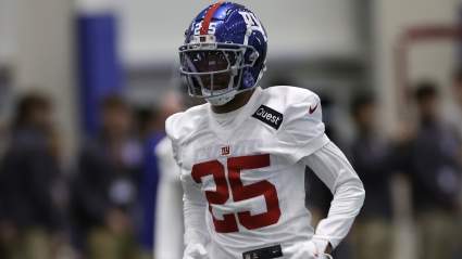 Jets Sign 23-Year-Old Giants Rookie Ahead of Steelers Game