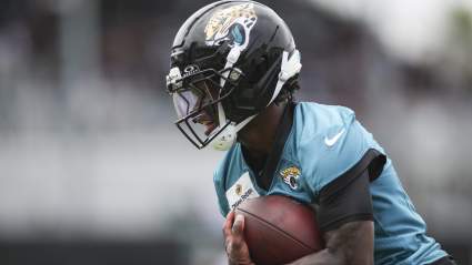 Travis Hunter’s Two-Way Debut Suggests Bigger Role May Be Coming