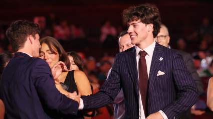 Blackhawks’ 6-foot-6 Prospect Impresses as QB in First Game of the Year