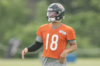Former Bears QB Sends Message to Caleb Williams