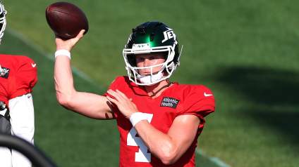Two Young Jets’ QBs Will Battle For Last Spot On The Team Tonight