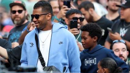 Russell Wilson Gives Gift to Seahawks Rookie QB Jalen Milroe