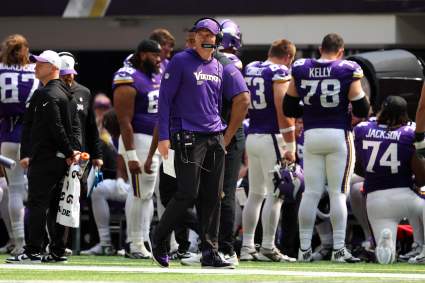 Vikings Make Move for Falcons Offensive Lineman After Tackle Goes on IR