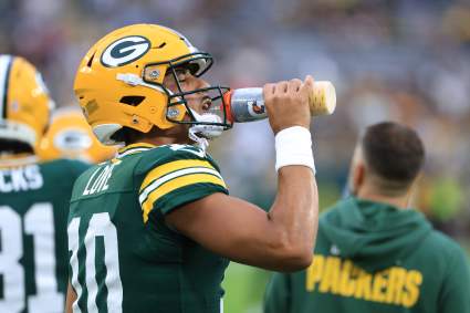 Green Bay’s $220 Million Star Downplays Packers QB’s Throwing Only 84 Yards