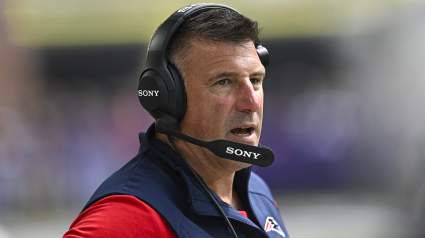 Patriots Urged To Reconsider Trey Hendrickson Interest