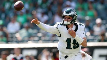 Eagles Rookie QB Finally Gets ‘Inside Track’ In Heated Roster Battle