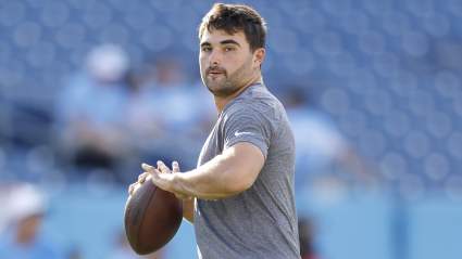 Cowboys Snag Former Starting Quarterback From NFC Rival