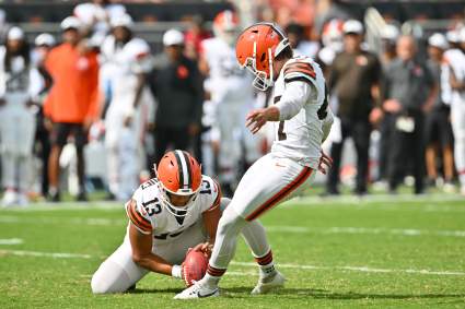 Browns K Andre Szmyt Sends Heartfelt Message to Dustin Hopkins After Winning Competition