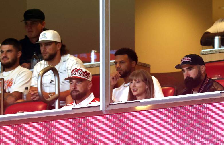 Travis Kelce, Taylor Swift